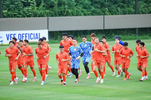 Với lợi thế dẫn trước 2-0, tuyển Việt Nam đang đứng trước cơ hội bảo vệ thành công chức vô địch. 