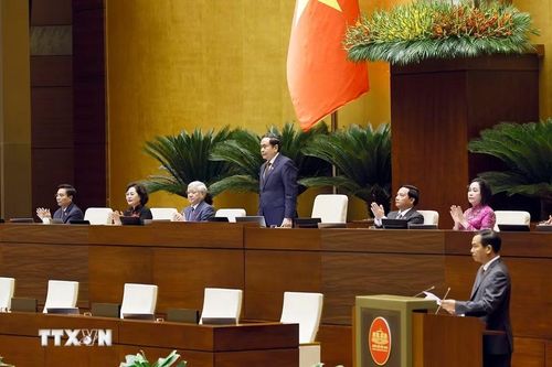 Chủ tịch Quốc hội Trần Thanh Mẫn chủ trì phiên bế mạc kỳ họp. (Ảnh: Doãn Tấn/TTXVN)