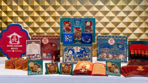 Hộp bánh trung thu năm nay có thiết kế đa dạng, chú trọng nhu cầu biếu tặng.
