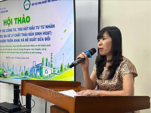 TS Nguyễn Song Tùng, Viện trưởng Viện Địa lý nhân văn và Phát triển bền vững, phát biểu khai mạc hội thảo.
