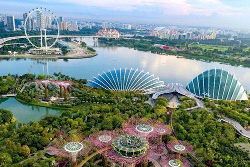Singapore đang viết lại câu chuyện du lịch đô thị bằng chính những cánh rừng mưa, vườn xanh và đường chân trời của mình. Ảnh: Visit Singapore