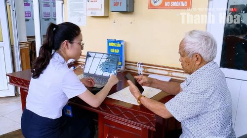 Với việc tái sử dụng dữ liệu và cập nhật tự động trên hệ thống, ông Lê Tiến Quang chỉ mất vài phút để hoàn thành hồ sơ thủ tục đất đai.