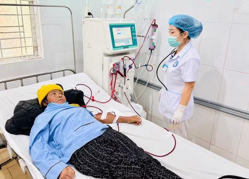  Việc hiến máu tình nguyện chưa đáp ứng được chỉ tiêu và nhu cầu thực tế nên có một số thời điểm, các cơ sở y tế khan hiếm máu phục vụ cấp cứu, điều trị. Ảnh: Như Nguyện 