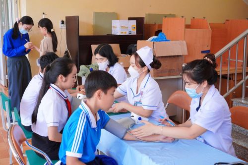 Lâm Đồng đẩy mạnh khám sức khỏe định kỳ, khám sàng lọc miễn phí góp phần nâng cao chất lượng cuộc sống và chủ động phòng ngừa bệnh tật cho người dân