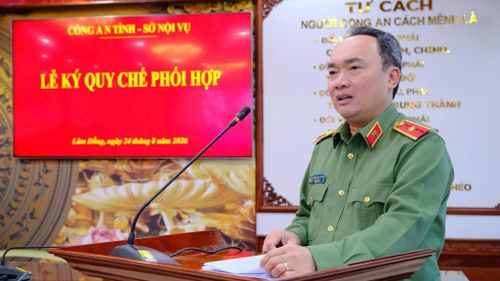 Thiếu tướng Trương Minh Đương, Giám đốc Công an tỉnh phát biểu tại buổi lễ