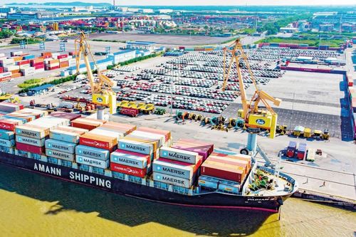 Tổng mức nhập siêu cả nước từ đầu năm đến giữa tháng 8 lên tới 21,88 tỷ USD. Ảnh: An Thư