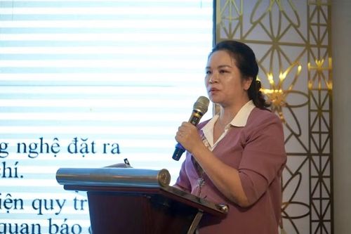 Phó Cục trưởng Cục Bản quyền tác giả Phạm Thị Kim Oanh phát biểu tại tọa đàm.