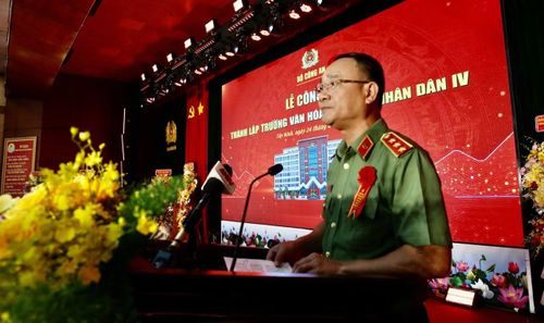 Thứ trưởng Phạm Thế Tùng phát biểu chỉ đạo tại buổi lễ.