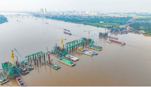 Dự án cầu Trần Hưng Đạo đang tăng tốc thi công, quyết về đích trước APEC 2027. Ảnh: Ánh Dương.