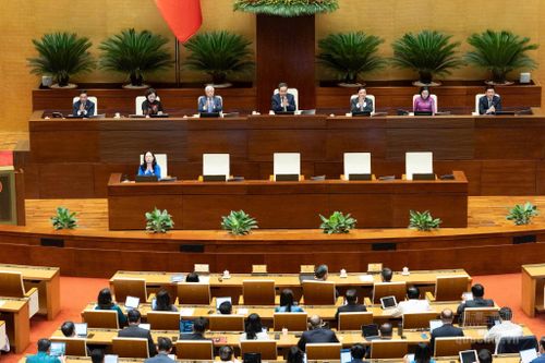 Các đồng chí lãnh đạo Quốc hội chủ trì, điều hành phiên bế mạc. Ảnh: media.quochoi.vn