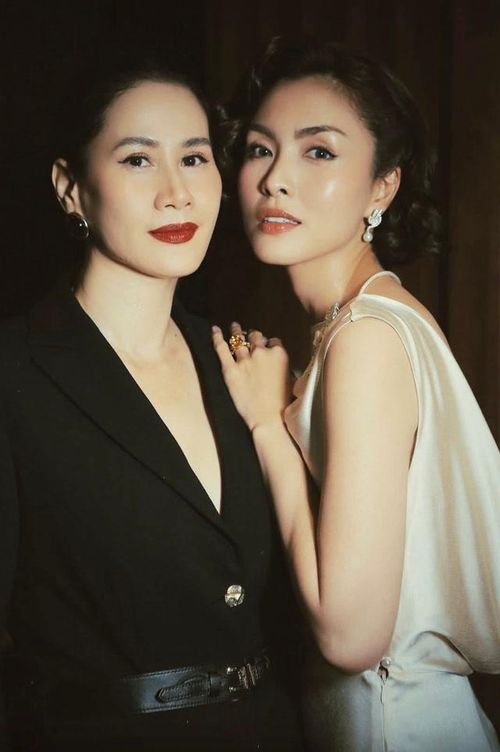 Thân Thúy Hà và Tăng Thanh Hà cũng có mối quan hệ cực kỳ thân thiết - một tình bạn bền chặt kéo dài hơn 20 năm qua.