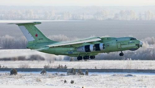 Nhưng thông tin về việc Indonesia quan tâm Il-78MK-90A chỉ được đề cập vào cuối tháng 7/2026, tức là chưa đầy một tháng trước. Ngay cả khi họ có thể ký một hợp đồng bí mật thì việc sản xuất có thể bắt đầu theo thương vụ đó cũng rất đáng ngờ.