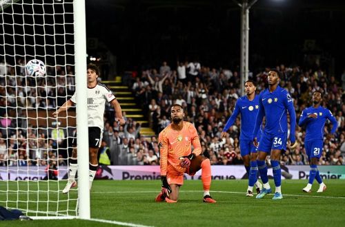 Robert Sánchez tiếp tục để lại cảm giác bất an trong khung thành, dù Chelsea khởi đầu thuận lợi dưới thời Xabi Alonso.