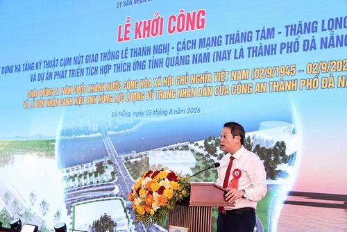 Chủ tịch UBND TP. Đà Nẵng Nguyễn Mạnh Hùng phát biểu tại Lễ khởi công