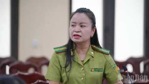 Bà Nguyễn Thị Loan, Hạt Kiểm lâm số 17, Chi cục Kiểm lâm Thái Nguyên phát biểu.