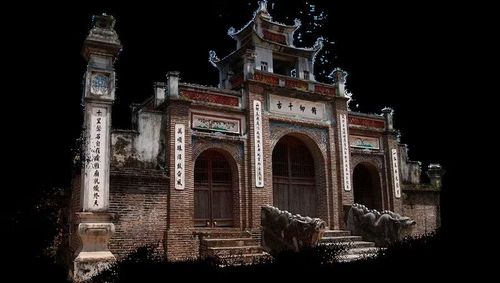 Khu di tích Cổ Loa.