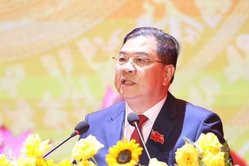 Phó Thủ tướng Thường trực Chính phủ Phạm Gia Túc phát biểu tại buổi lễ.