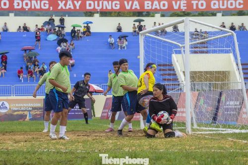 Những lượt trận tiếp theo sẽ tiếp tục quyết định các suất còn lại, đồng thời xác định thứ hạng tại các bảng đấu trước khi bước vào vòng tứ kết.
