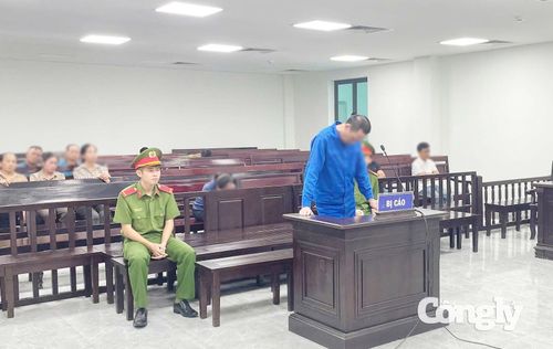 Bị cáo Đặng Văn Khởi tại phiên xử.