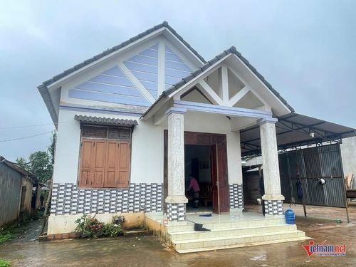 Ngôi nhà của gia đình ông Mêch được xây dựng năm 2018 trị giá khoảng 600 triệu đồng. Ảnh: Trần Hoàn