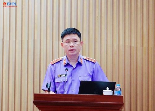 Đồng chí Nguyễn Đức Thái, Phó Viện trưởng VKSND tối cao phát biểu chỉ đạo tại Hội nghị.