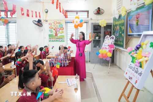 Cùng với giảm đầu mối, Nghệ An phải giải quyết đồng thời ba bài toán: cơ sở vật chất, đội ngũ và quản trị. (Ảnh: Bích Huệ/TTXVN)