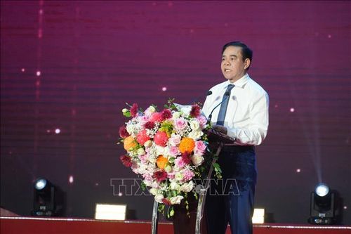 Chủ tịch UBND tỉnh Nghệ An Võ Trọng Hải phát biểu tại buổi lễ.
