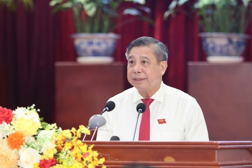 Ông Đồng Văn Thanh, Phó Bí thư Thường trực Thành ủy, Chủ tịch HĐND TP Cần Thơ kết luận kỳ họp.