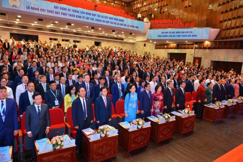 Nghi lễ chào cờ, bế mạc Đại hội đại biểu toàn quốc Liên minh HTX Việt Nam khóa VII.