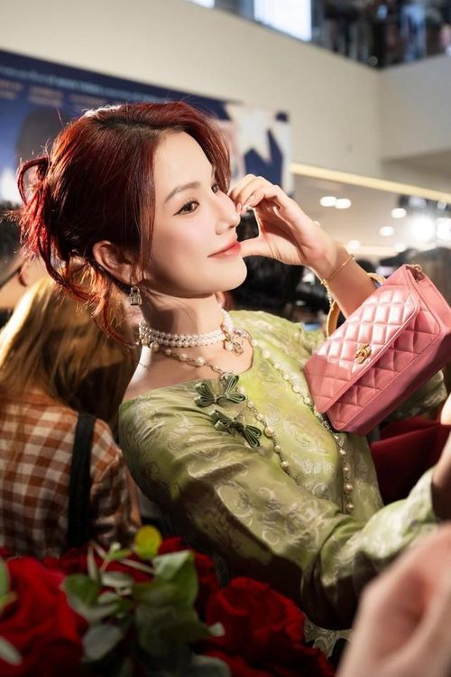 Ở tuổi 37, Diệp Lâm Anh tiếp tục duy trì công việc kinh doanh và xuất hiện trong các hoạt động giải trí. Sự trở lại của cô tại chương trình "Chị đẹp đạp gió rẽ sóng" cuối năm 2023 giúp tên tuổi nữ nghệ sĩ được chú ý trở lại, đồng thời mở ra thêm nhiều cơ hội trong lĩnh vực nghệ thuật.