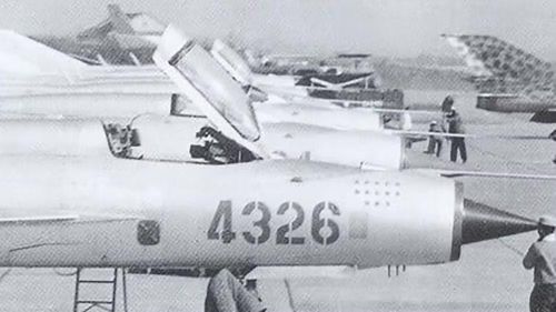 MiG-21 cho thấy một chiếc máy bay nhỏ có thể tạo ra mối đe dọa lớn nếu được sử dụng đúng cách. F-4 lại chứng minh giá trị của một nền tảng lớn, mạnh và đa nhiệm khi được kết hợp với radar, vũ khí và hệ thống chỉ huy phù hợp.
