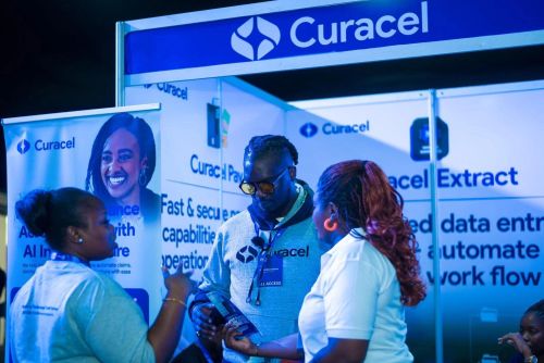 Công ty Curacel có trụ sở tại Nigeria đang sử dụng cả mô hình trí tuệ nhân tạo của Trung Quốc và phương Tây, lựa chọn chúng dựa trên nhiệm vụ, chi phí và hiệu suất. Ảnh: Curacel.