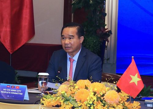 Ủy viên BCH Trung ương Đảng, Chủ tịch UBND TP.HCM Nguyễn Văn Được phát biểu tại Hội nghị