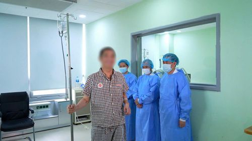 Sau ghép, sức khỏe bệnh nhân có tiến triển tích cực và tiếp tục được theo dõi sát sao. Ảnh: BVCC