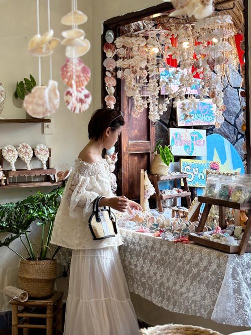 Góc trưng bày sản phẩm tại Mơ Màng Workshop.
