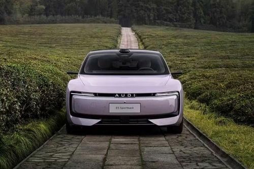 Sự xuất hiện của AUDI E5 Sportback và E7X tại Đức cho thấy chênh lệch đáng kể về giá bán giữa các mẫu xe điện phát triển riêng cho Trung Quốc và những sản phẩm Audi đang kinh doanh chính thức tại châu Âu.