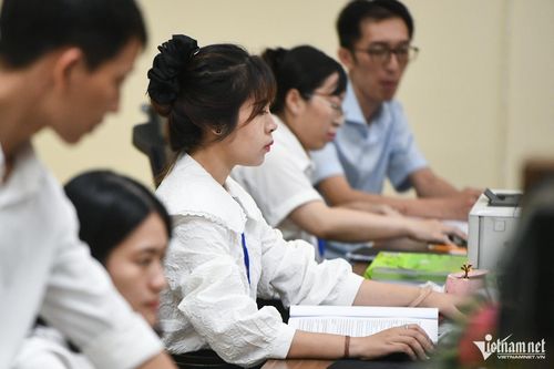 Phụ cấp khu vực được xác định và tính trả theo nơi làm việc. Ảnh: Thạch Thảo