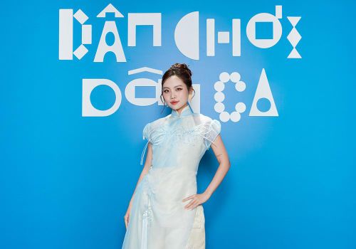 Ca sĩ Phương Mỹ Chi dành nhiều tâm huyết cho dự án "Dân chơi dân ca". 