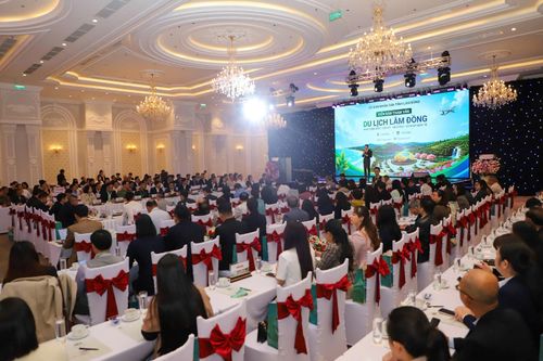 Toàn cảnh diễn đàn tham vấn các giải pháp phát triển du lịch tỉnh Lâm Đồng giai đoạn 2026 - 2030, tầm nhìn đến năm 2040
