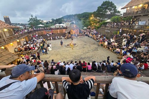 Hoạt động du lịch ở Đà Lạt, thu hút du khách