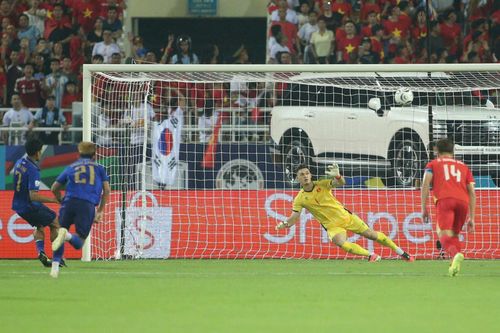 Khoảnh khắc Thái Lan hỏng phạt đền
