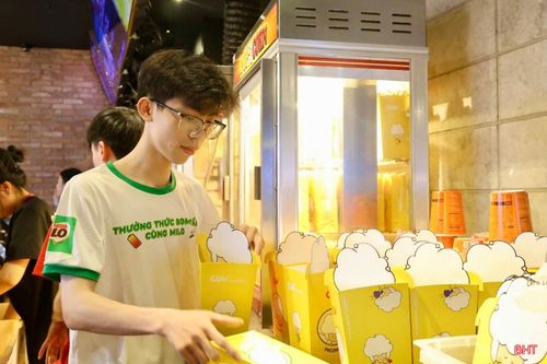 Nhiều tân sinh viên Hà Tĩnh tìm việc làm thêm không chỉ để có thêm thu nhập mà còn xem đây là cơ hội thử sức, rèn kỹ năng.