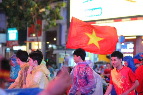 Người hâm mộ TP Hồ Chí Minh tin tưởng đội tuyển Việt Nam sẽ bảo vệ thành công lợi thế ở trận lượt đi.