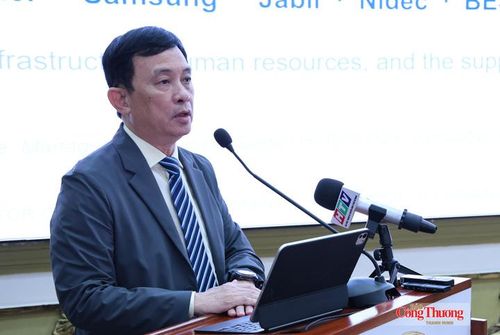 Ông Nguyễn Kỳ Phùng, Trưởng Ban Quản lý Khu Công nghệ cao TP. Hồ Chí Minh.