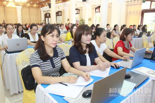 Học viên tham dự lớp tập huấn