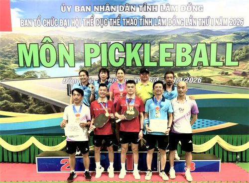 Đội Pickleball phường Xuân Hương - Đà Lạt tham gia thi đấu Đại hội TDTT tỉnh