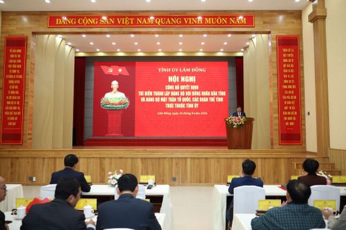 Quang cảnh diễn ra hội nghị