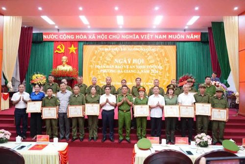  Công an phường Hà Giang 2 tham mưu với Đảng ủy, UBND phường Hà Giang 2 tổ chức thành công Ngày hội Toàn dân bảo vệ an ninh Tổ quốc phường Hà Giang 2, năm 2026. 