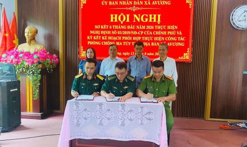  Công an xã, Quân sự xã Avương và Đồn Biên phòng Anông ký kết kế hoạch phối hợp phòng, chống ma túy 