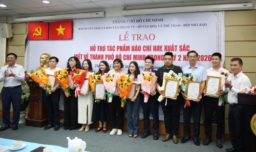 Báo CAND có hai tác phẩm được khen thưởng trong đợt này.